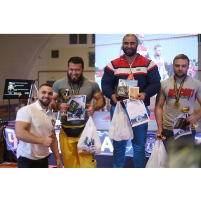 Чемпионат Украины по пауэрлифтингу с Артиконом